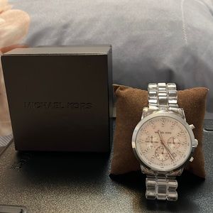 Michael Kors Watch in Clear
